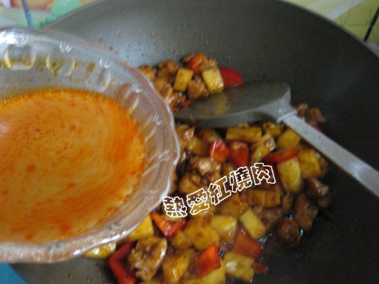 鱼香菠萝鸡丁步骤11