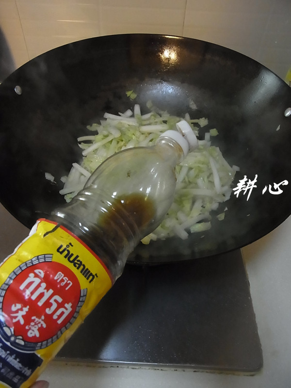 大白菜丝炒鸡腿肉步骤9