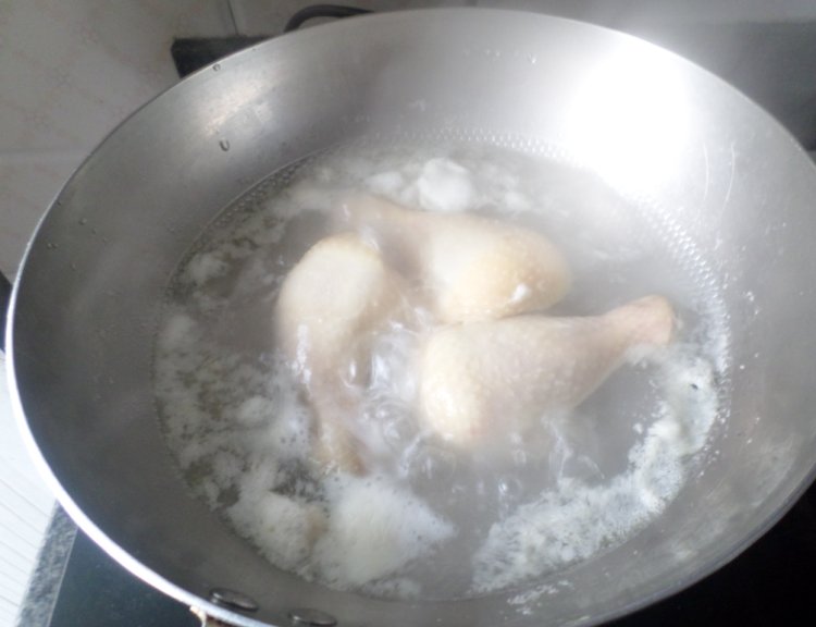 红烧鸡腿块步骤2