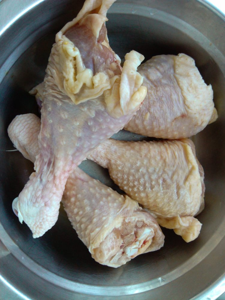 鸡腿卤蛋步骤1
