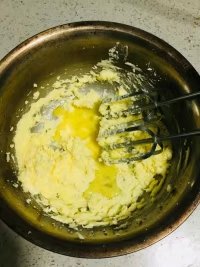 奶酪杏仁玛德琳步骤7