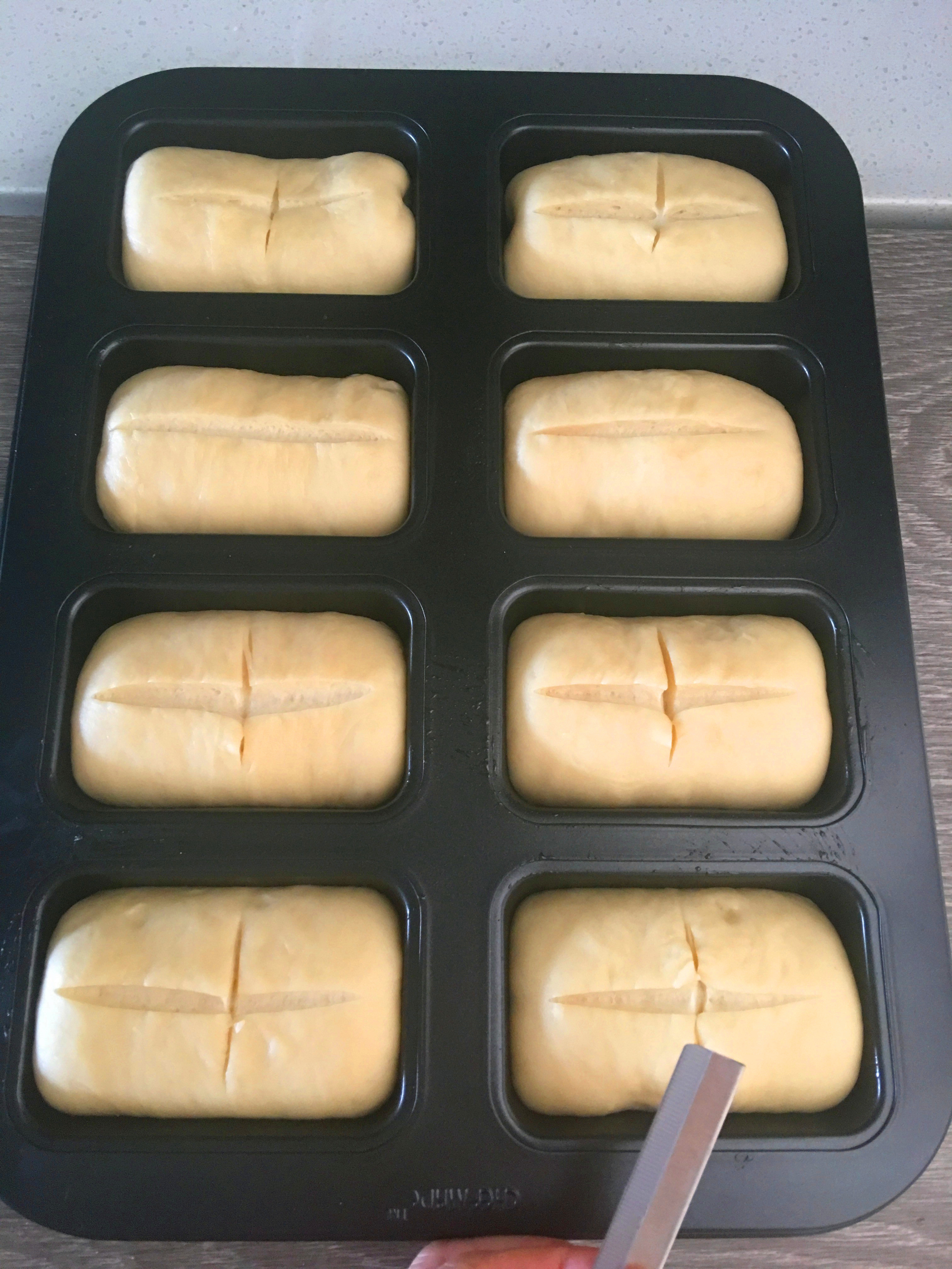 小葱乳酪餐包步骤16