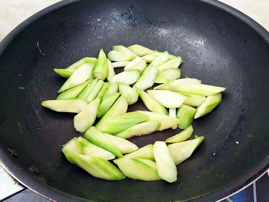 丝瓜小炒步骤6
