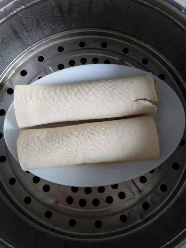 千张熏肉卷步骤7
