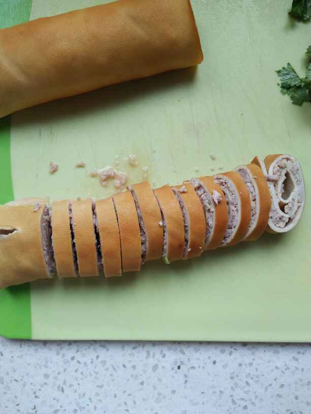 千张熏肉卷步骤11
