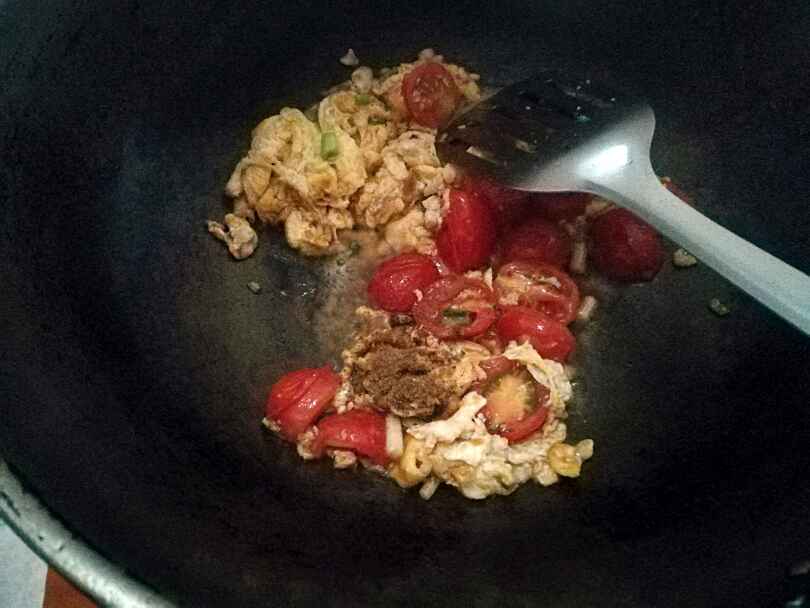 小柿子鸡蛋面片汤步骤8