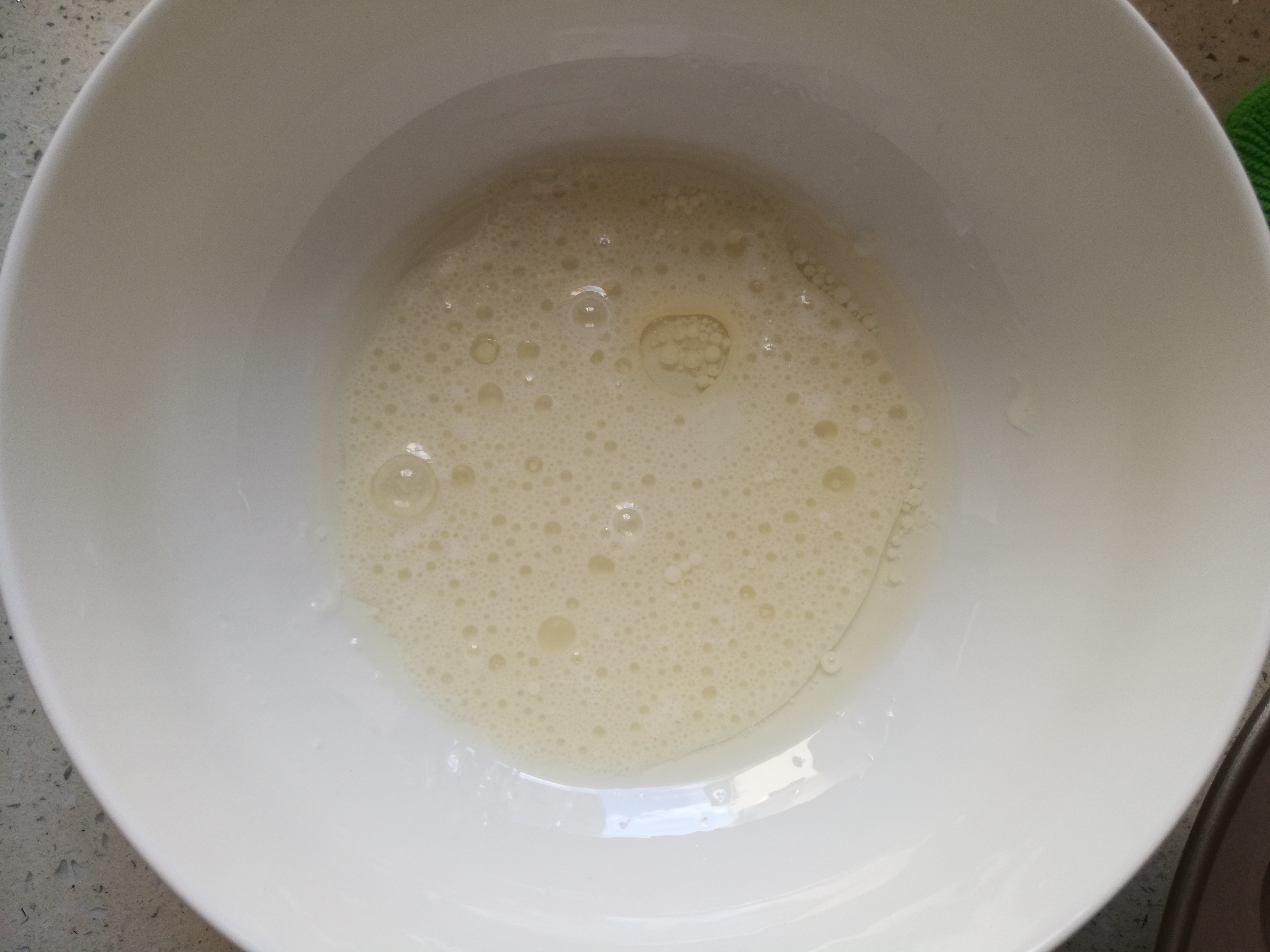 糯米黑芝麻小蛋糕步骤1