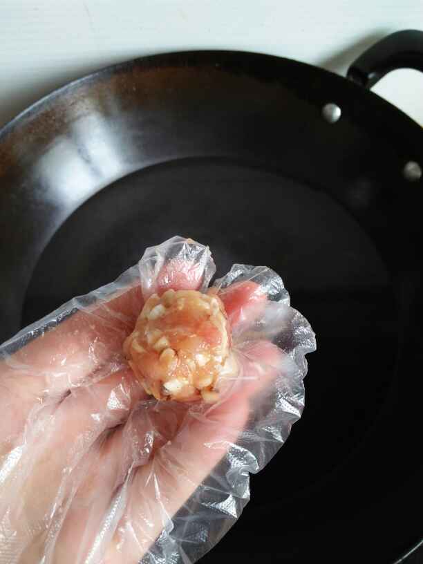 香菇肉丸小白菜汤步骤7