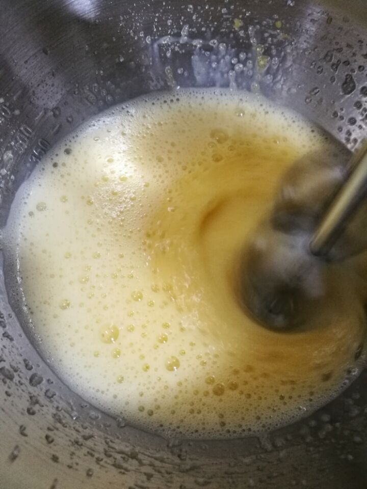 巧克力豆甜甜圈蛋糕步骤4
