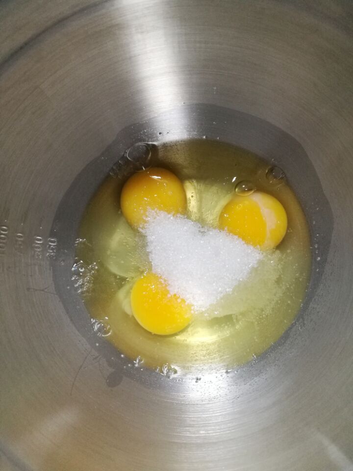 巧克力豆甜甜圈蛋糕步骤3