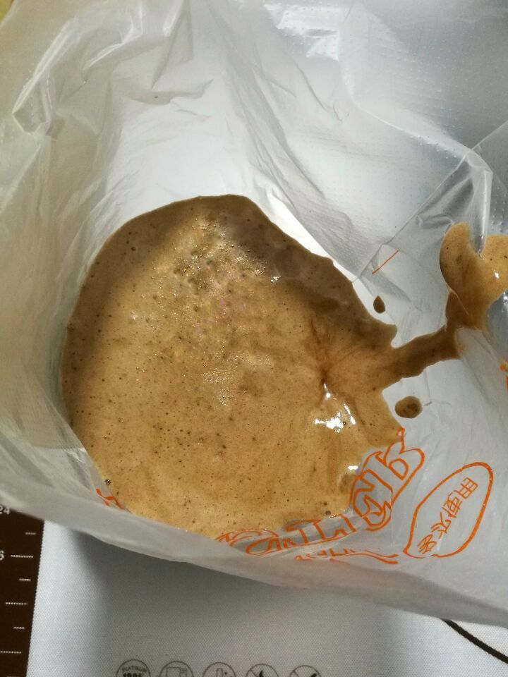 巧克力豆甜甜圈蛋糕步骤11