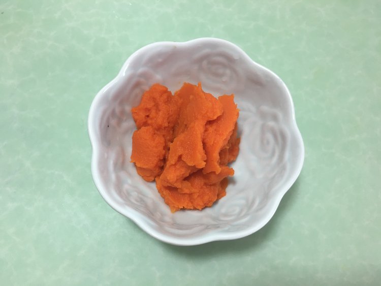 面包机版胡萝卜吐司步骤3