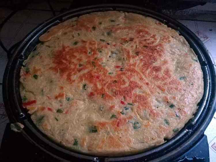 葱香土豆丝鸡蛋饼步骤12