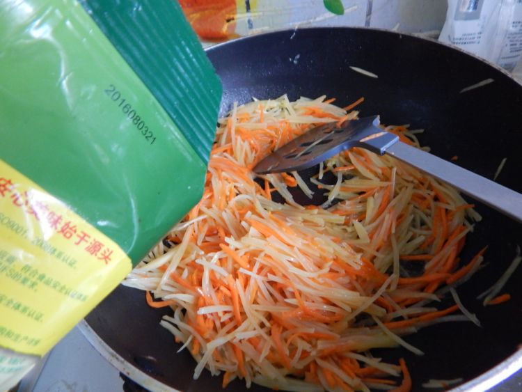 土豆蛋皮卷饼步骤10