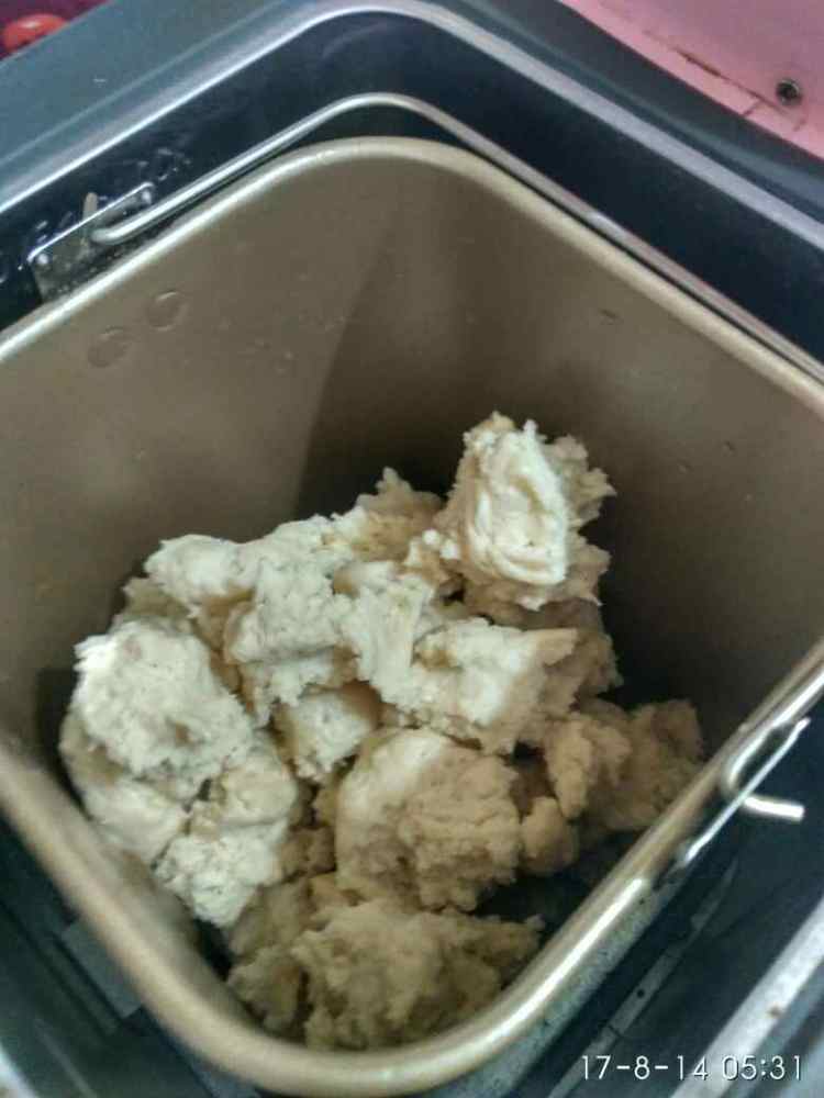 桃肉酥粒面包步骤2
