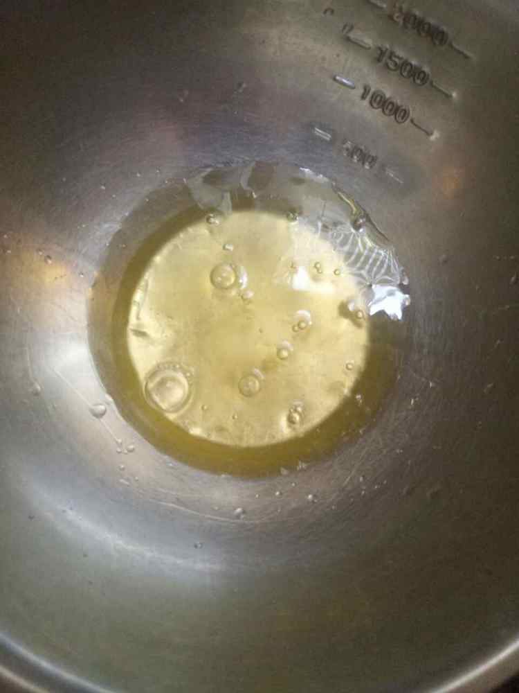 蓝莓果酱蛋糕卷步骤2