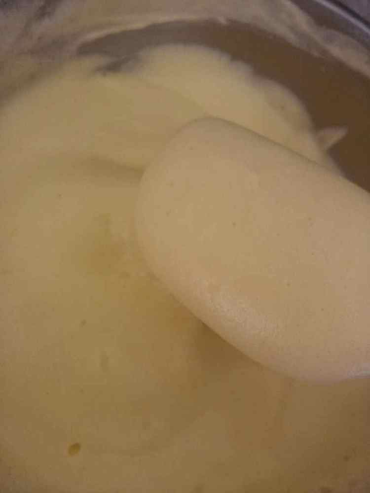 蓝莓果酱蛋糕卷步骤10