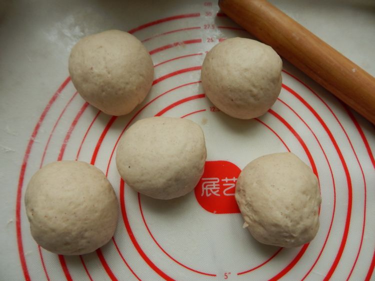 红豆薏米粉餐包步骤8
