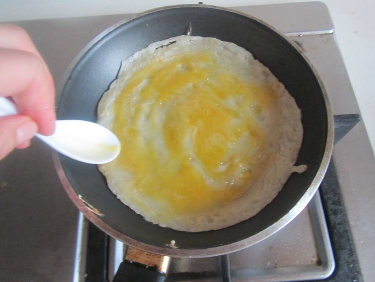 煎饼包油条步骤9
