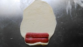 肉松香肠面包步骤5