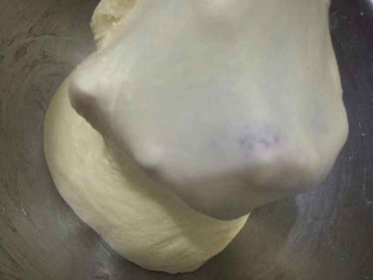 蔓越莓优格小面包步骤3