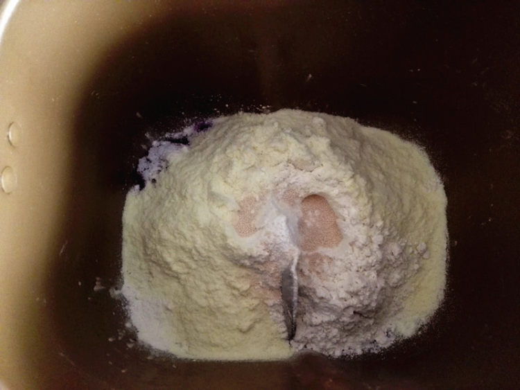火龙果吐司步骤2