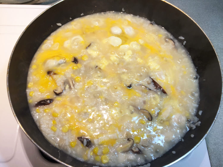 鸡肉玉米菇菇粥步骤12