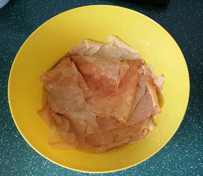 豆腐锅巴韭菜盒子步骤6