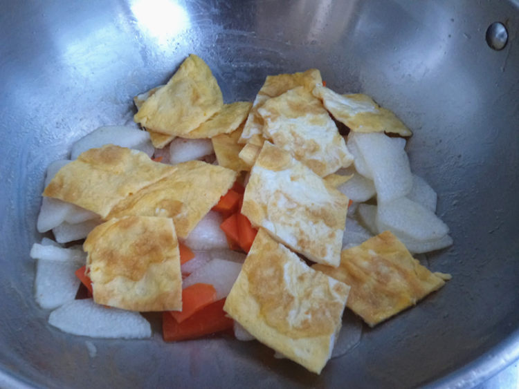 鸡蛋炒山药步骤9