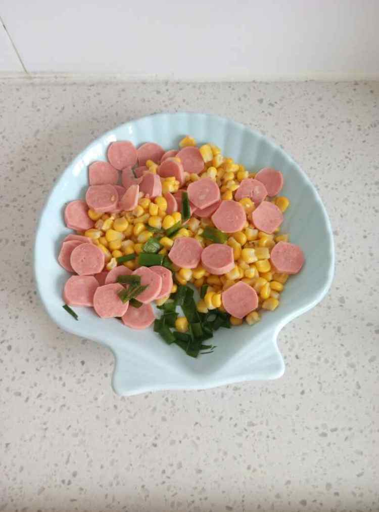 玉米火腿小饼步骤1