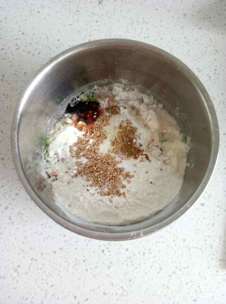 玉米火腿小饼步骤3