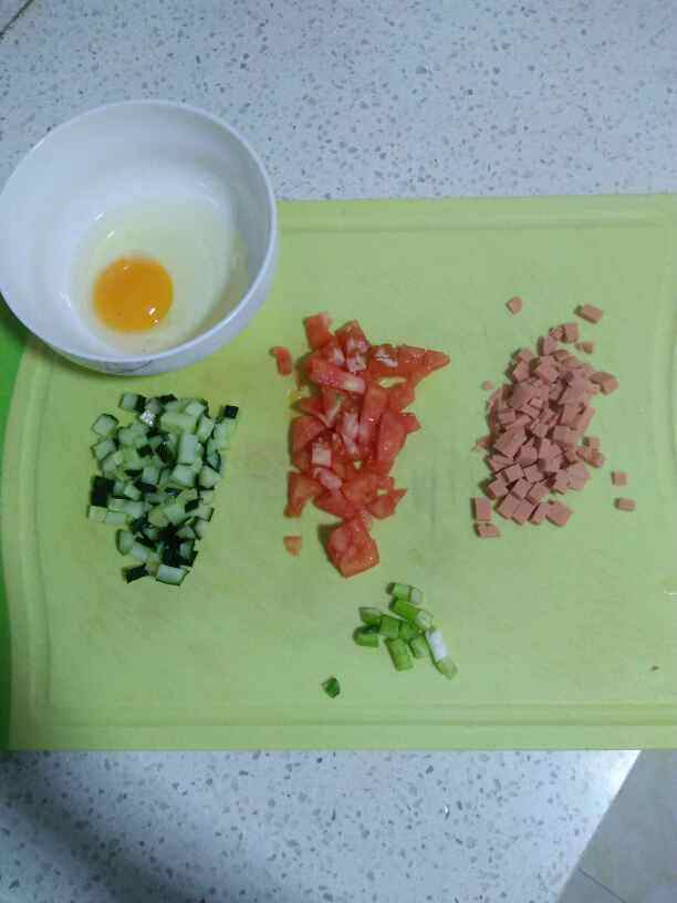 西红柿炒饭步骤1