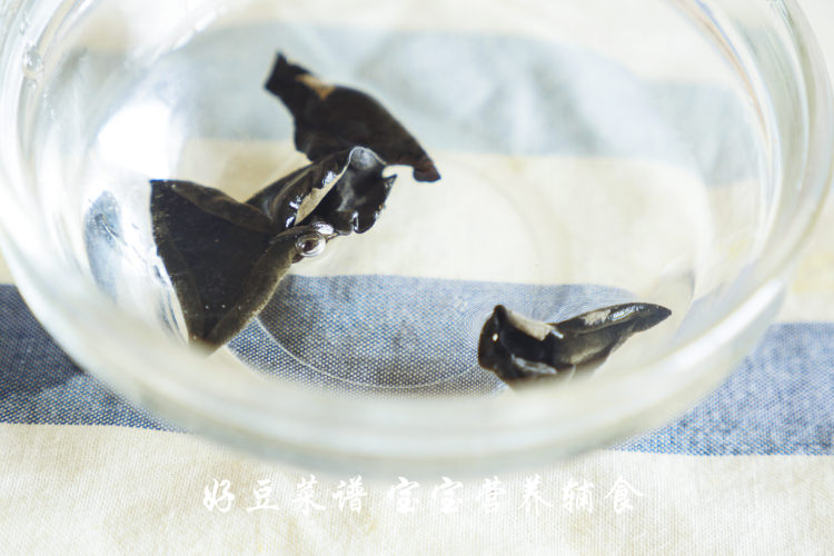 小米木耳鸡蛋糕步骤2