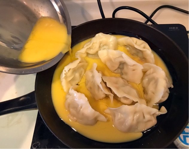 煎蛋卧饺步骤3