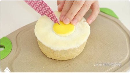 三文鱼土豆蒸蛋步骤11
