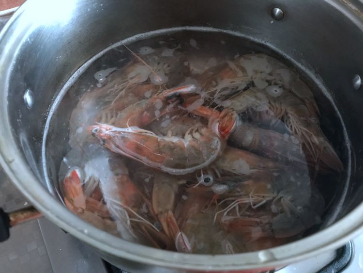 #盛夏餐桌#香草海鲜面步骤3