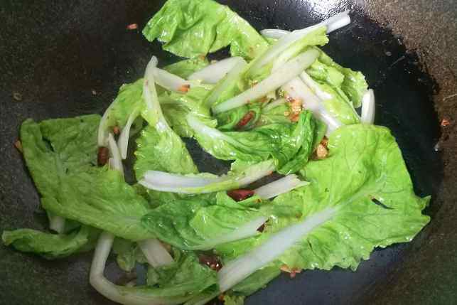 火腿鸡蛋炒面#盛夏餐步骤6