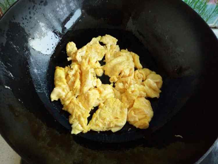 青椒鸡蛋盖饭步骤3
