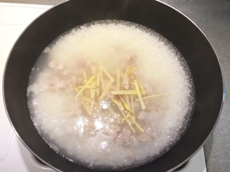 #盛夏餐桌#鲜甜丝瓜粥步骤6