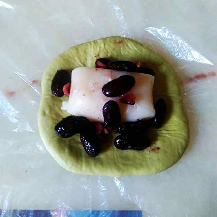 抹茶麻薯蜜豆面包步骤9