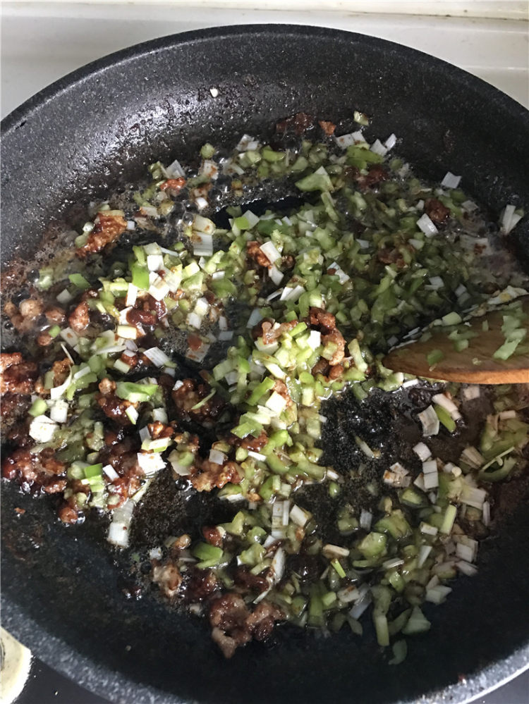 东北特色肉末鸡蛋辣椒步骤6