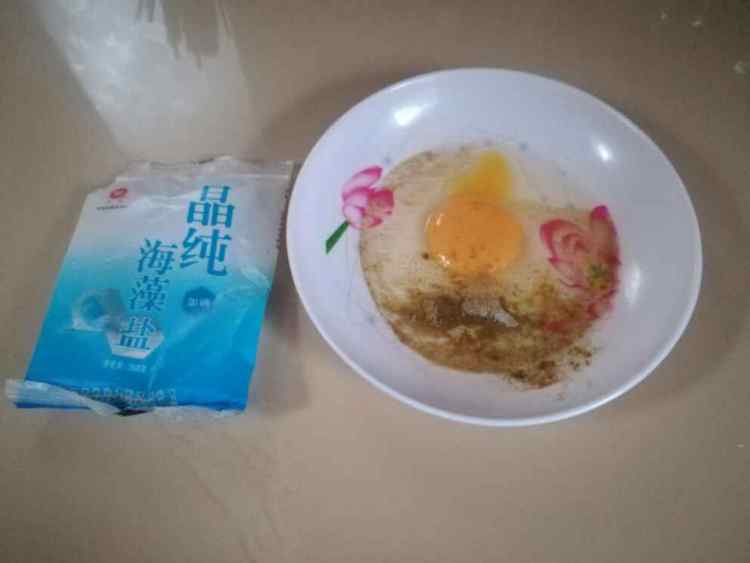 宫爆馒头丁步骤5