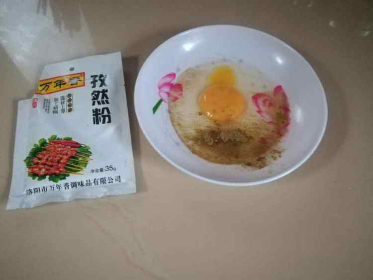 宫爆馒头丁步骤4
