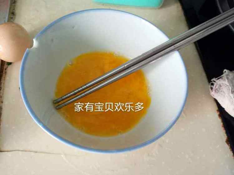 辣椒酱炒韭菜鸡蛋步骤3