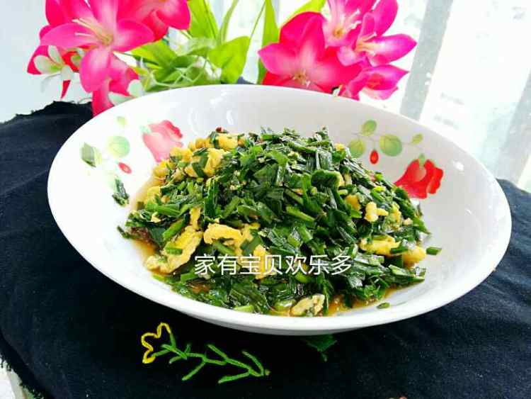 辣椒酱炒韭菜鸡蛋步骤9