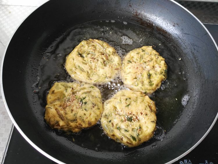 马齿笕玉米饼#盛夏餐步骤7