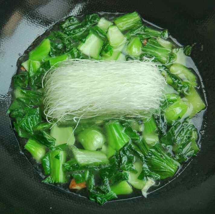 家常炒河粉步骤8