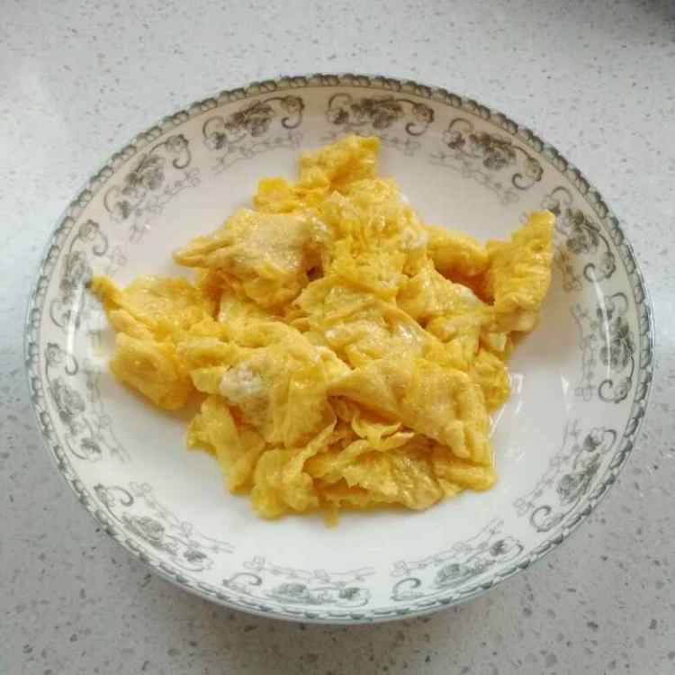 莴苣炒鸡蛋步骤4