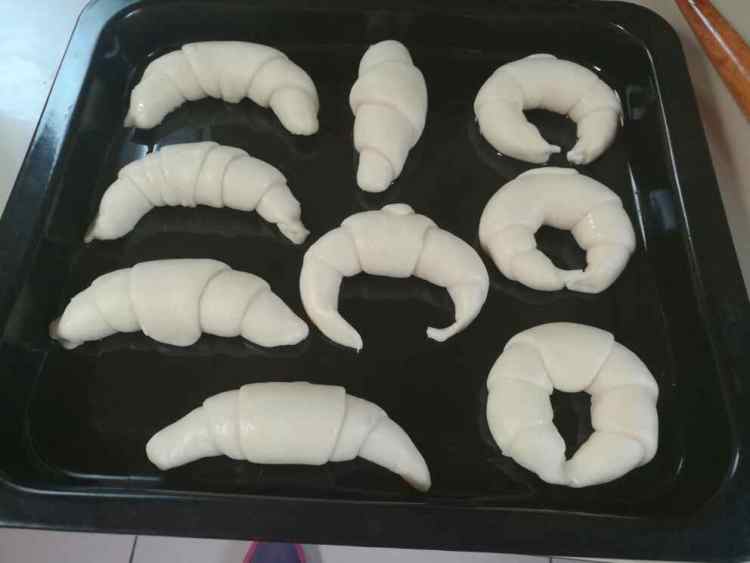 9牛角面包步骤12