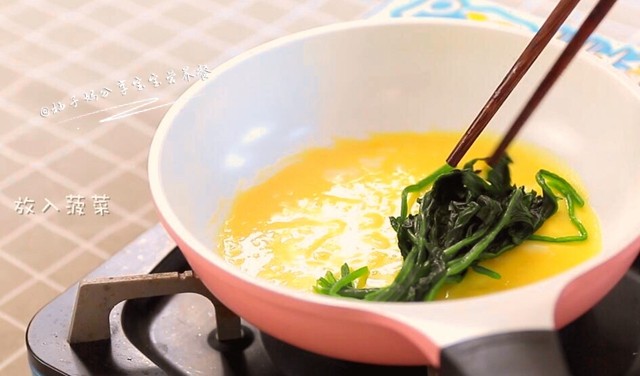 菠菜厚蛋烧—5分钟元步骤3